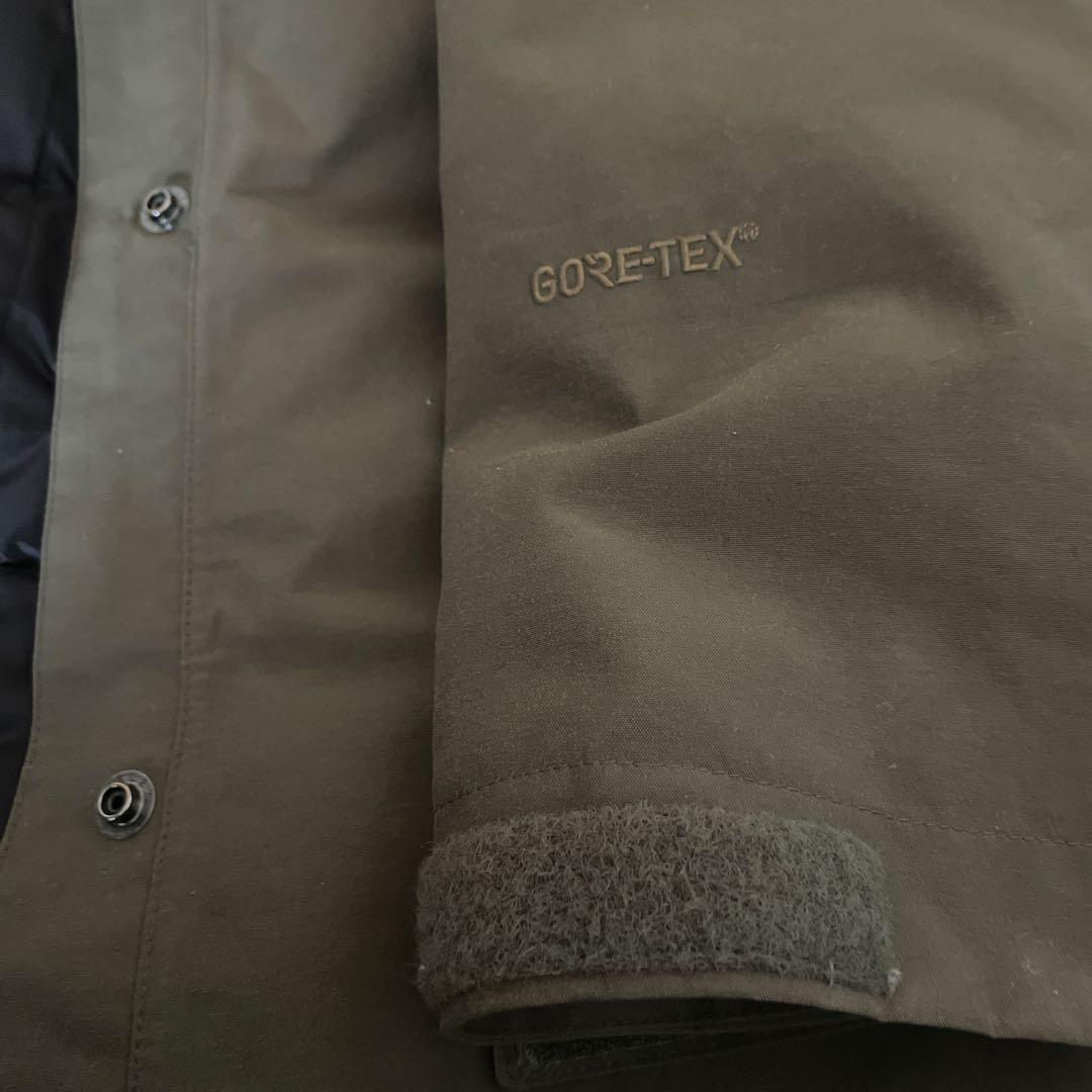 ノースフェイス　ゴアテックス ダウンジャケット S マカルダウンコート