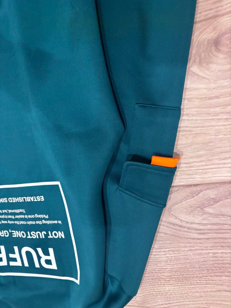 ラフロッグ　バックフレームロゴモックネックシャツ　新品