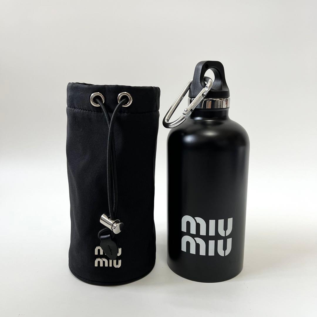 MIUMIU　ミュウミュウ　水筒　水筒カバー　ナイロン　黒　ブラック　ノベルティ