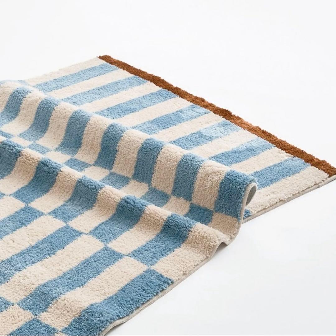 【美品】国内非売品！韓国インテリア　ラグ