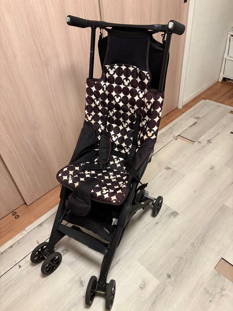POCKIT ポキット B型ベビーカー ディズニー　軽量　折りたたみ式ベビーカー