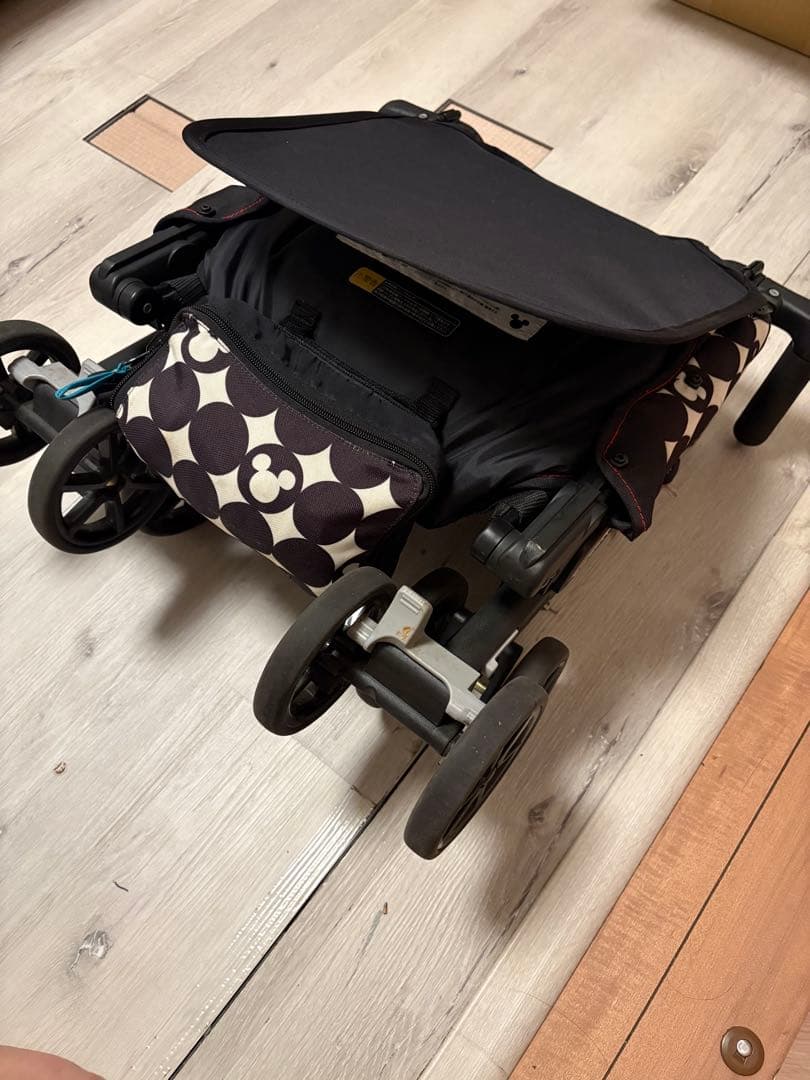 POCKIT ポキット B型ベビーカー ディズニー　軽量　折りたたみ式ベビーカー