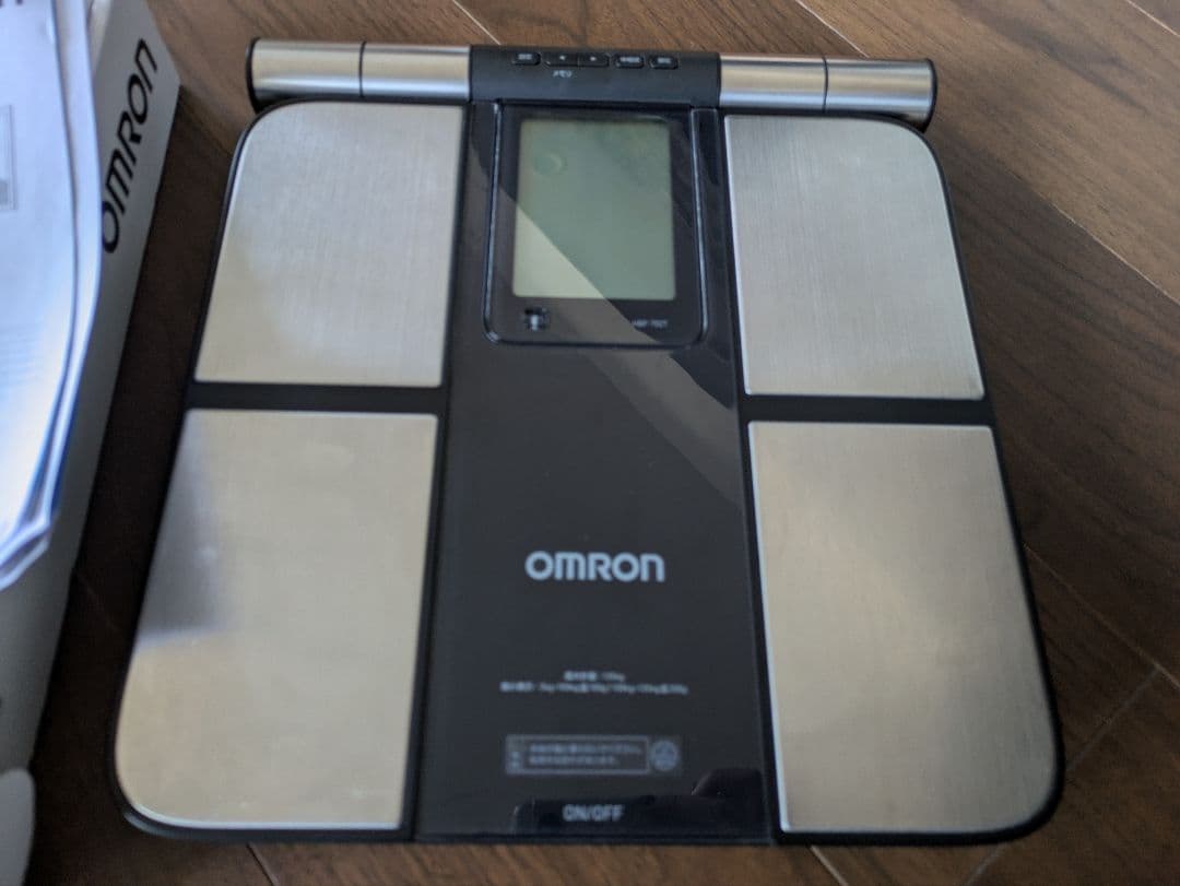 OMRON Karada Scan HBF-702T 体組成計