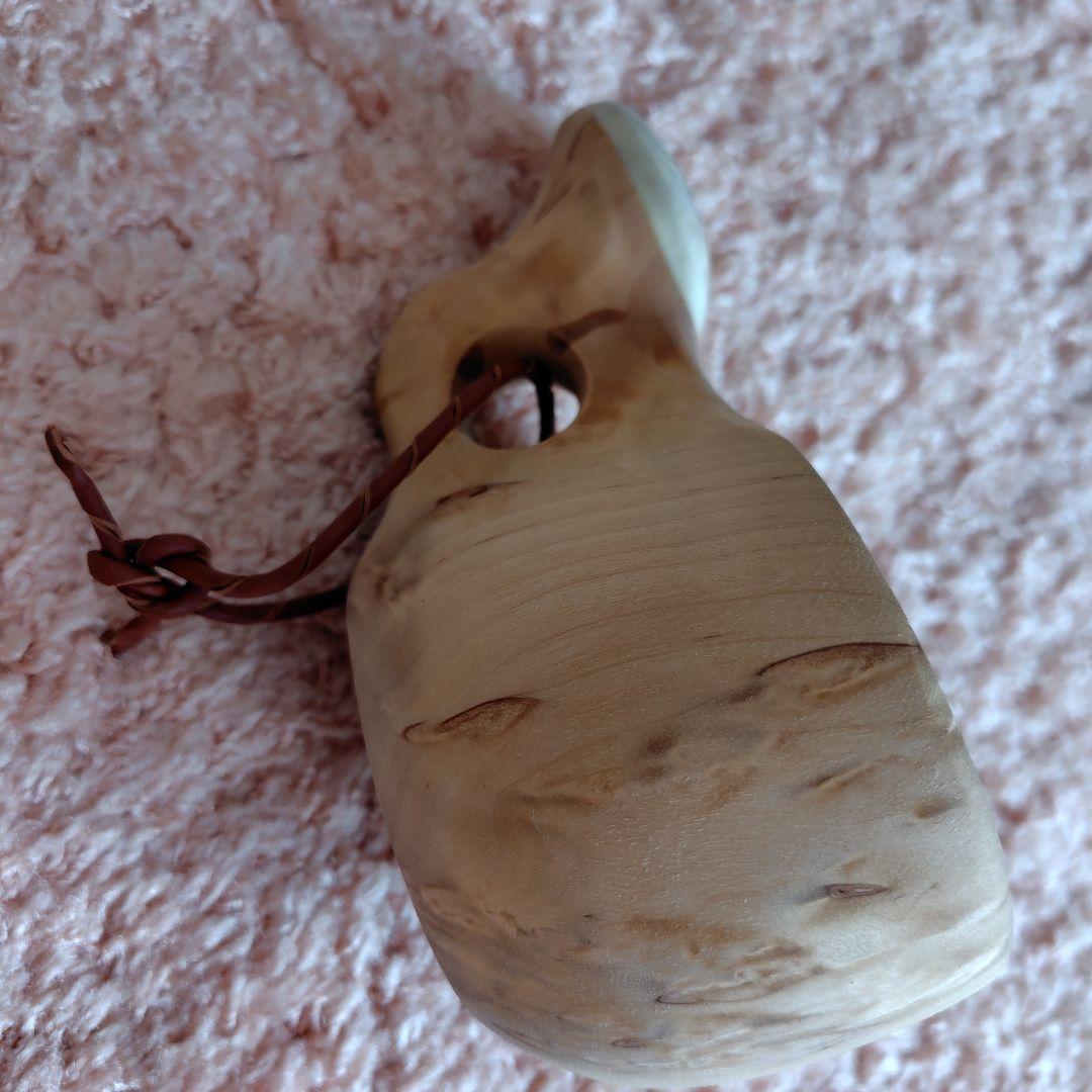 トナカイの骨に雷鳥の絵付きククサ　マグ