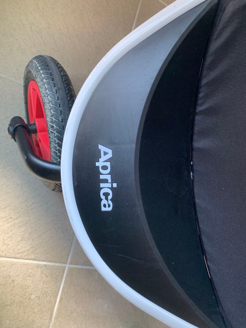 ファミリア　ベビーカー　Aprica スムーヴ