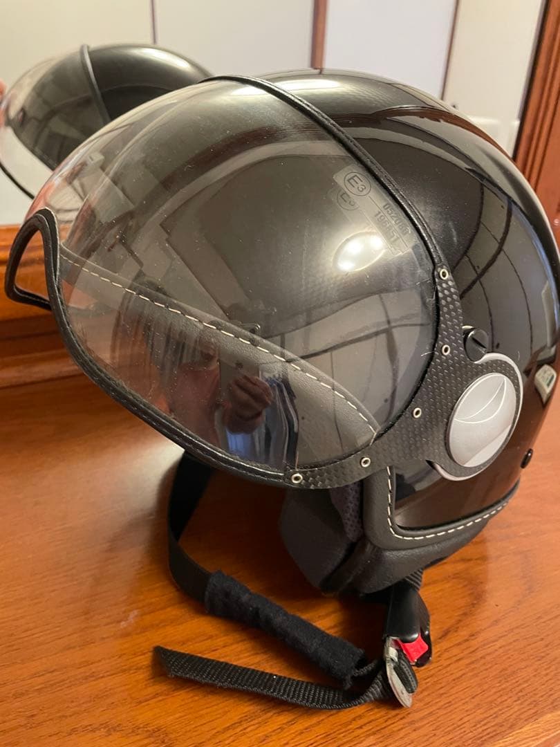 momo design ジェットヘルメット ブラック