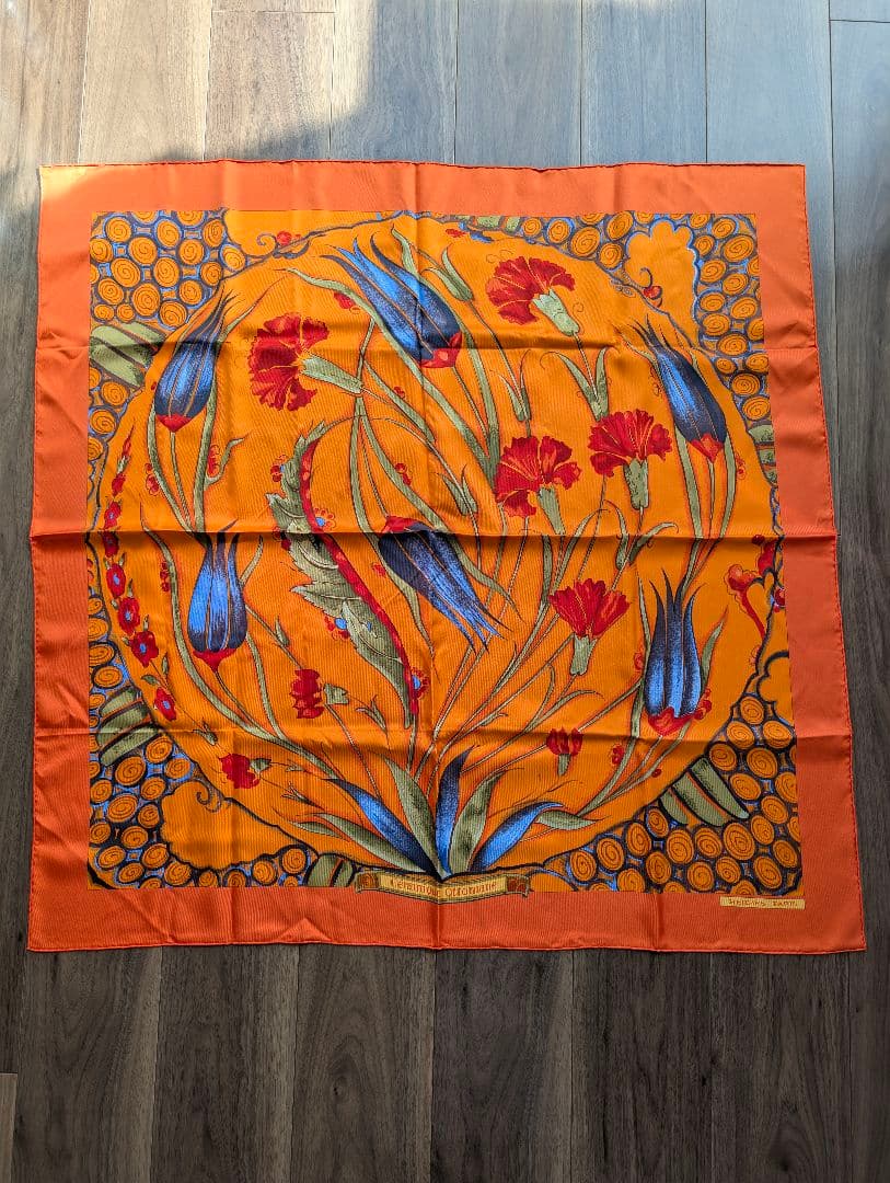 HERMES　カレ　90x90cm　未使用