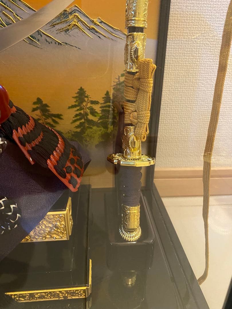 【美品・専用箱付】吉徳大光 五月人形 兜飾り 伊達政宗公 8号 ガラスケース