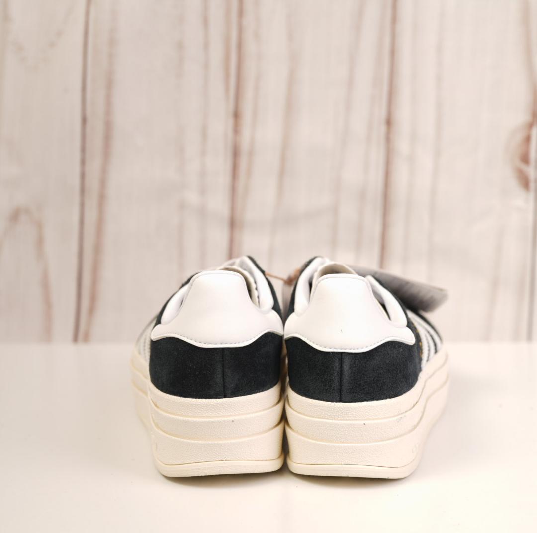 タグ付き未使用品 adidas originals Gazelle Bold