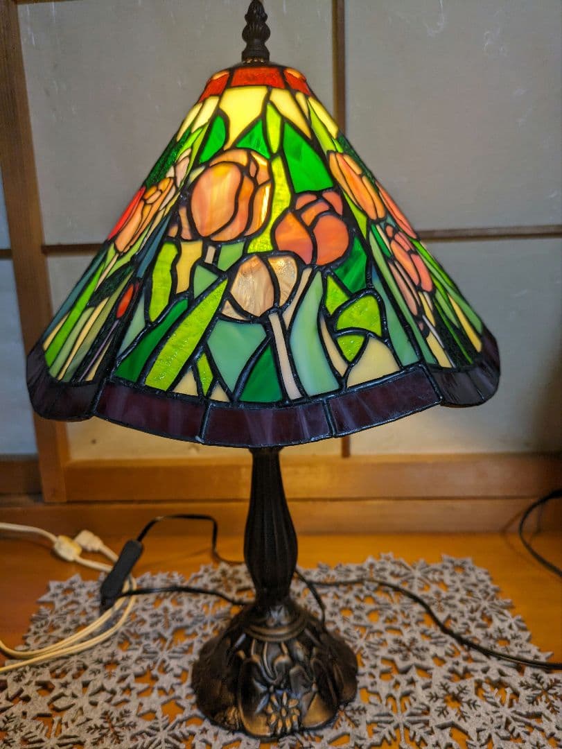 ハンドメイド ステンドグラス　ティファニーランプ　チューリップ