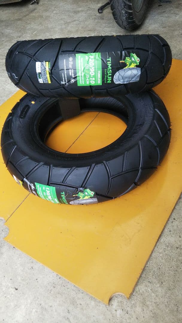 ズーマー AF58 新品TIMSUNタイヤ 前後セット