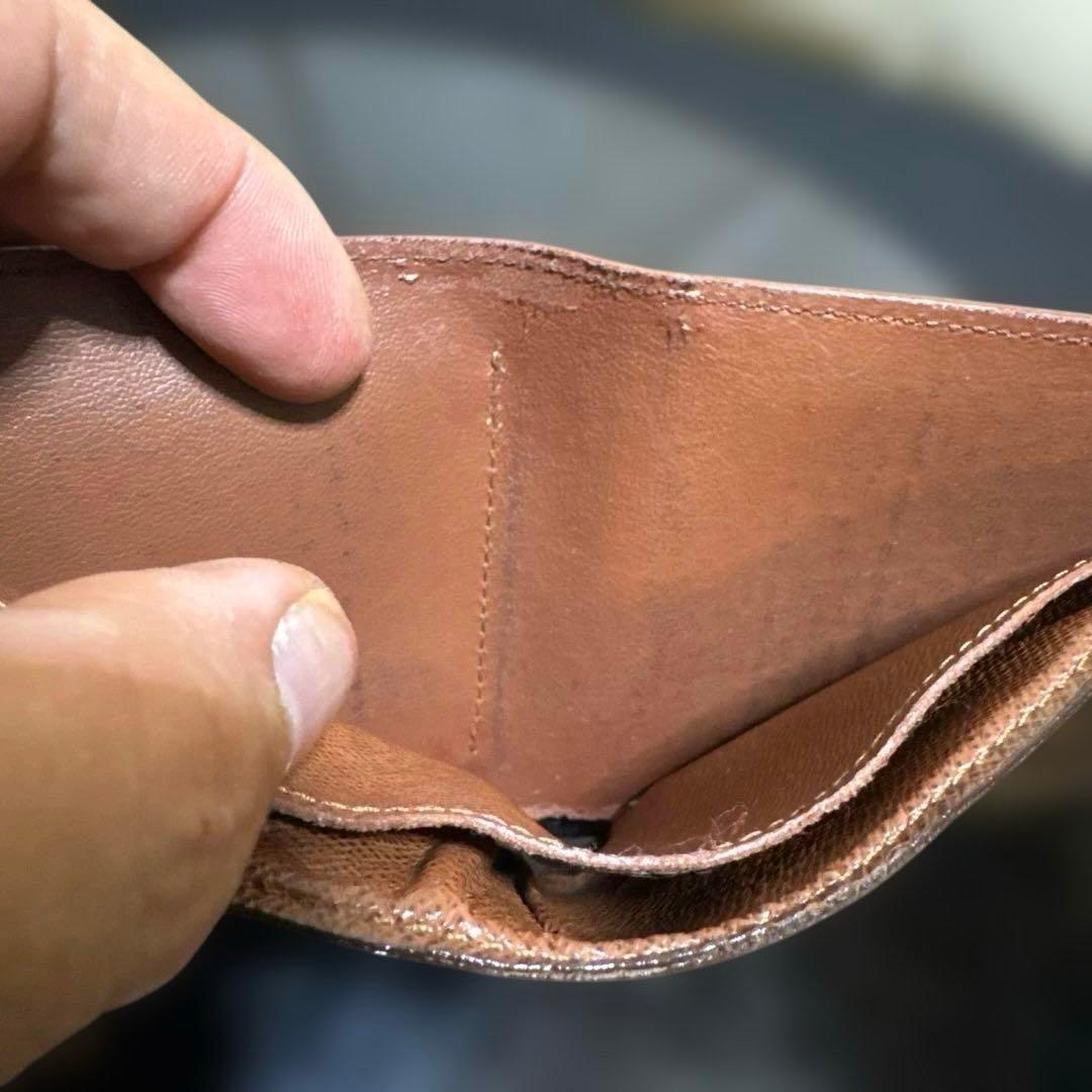 15☆優良品☆ポルトフォイユマルコNM☆ 2つ折り財布★ポケットあり