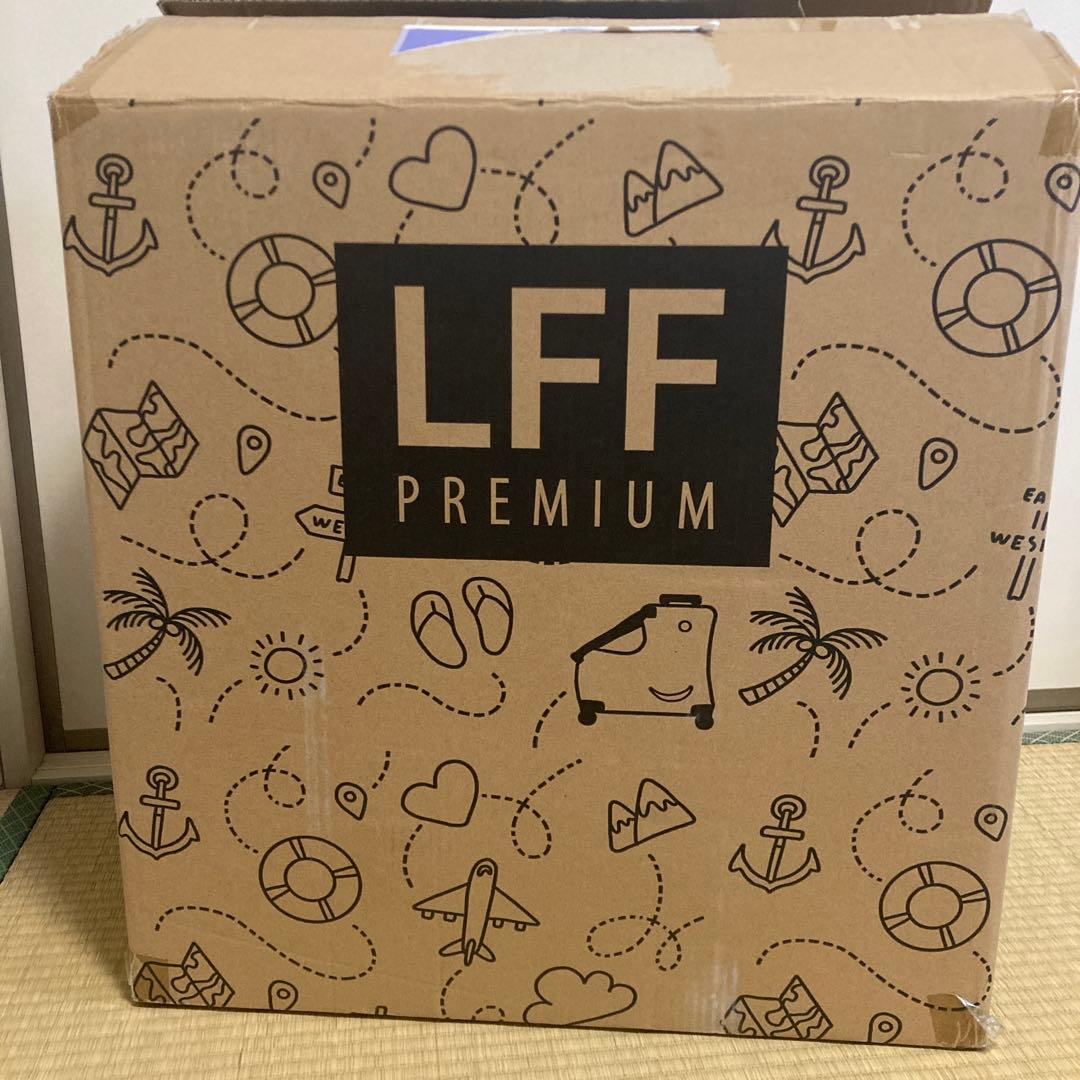 子どもが乗れる　スーツケース　キャリーバッグ