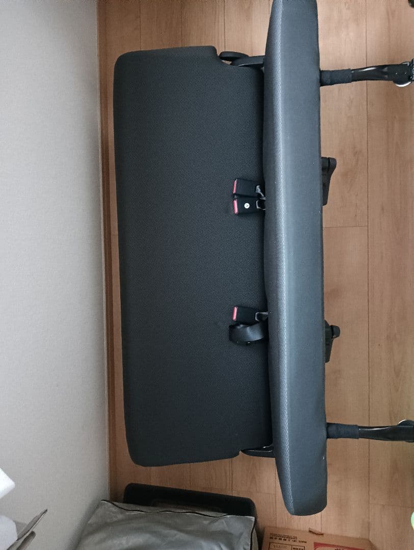 ハイエースリアシート200系DX 2019年製