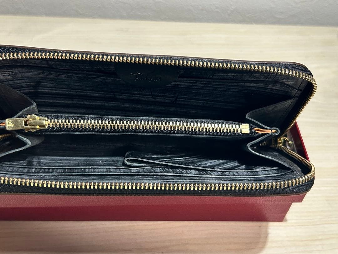 新進工房　極小長財布　ブライドルレザー　バタール　　ブラック