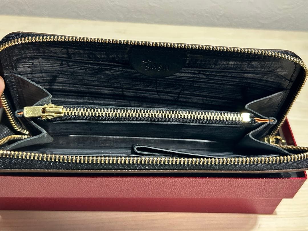 新進工房　極小長財布　ブライドルレザー　バタール　　ブラック