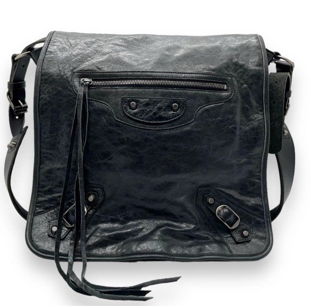 BALENCIAGA Le Cagole ブラックメッセンジャーバッグ