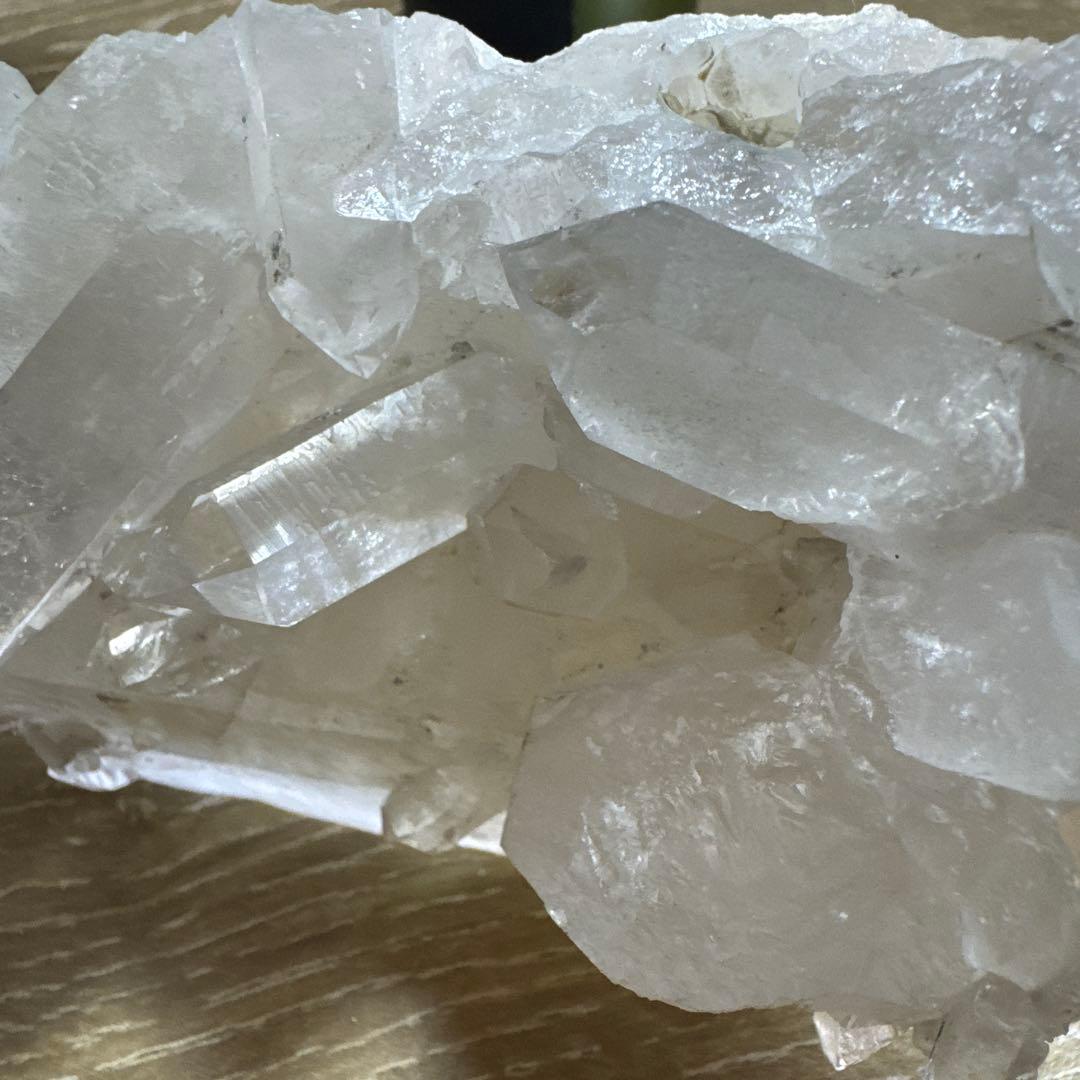 高品質　ブラジル産　水晶クラスター