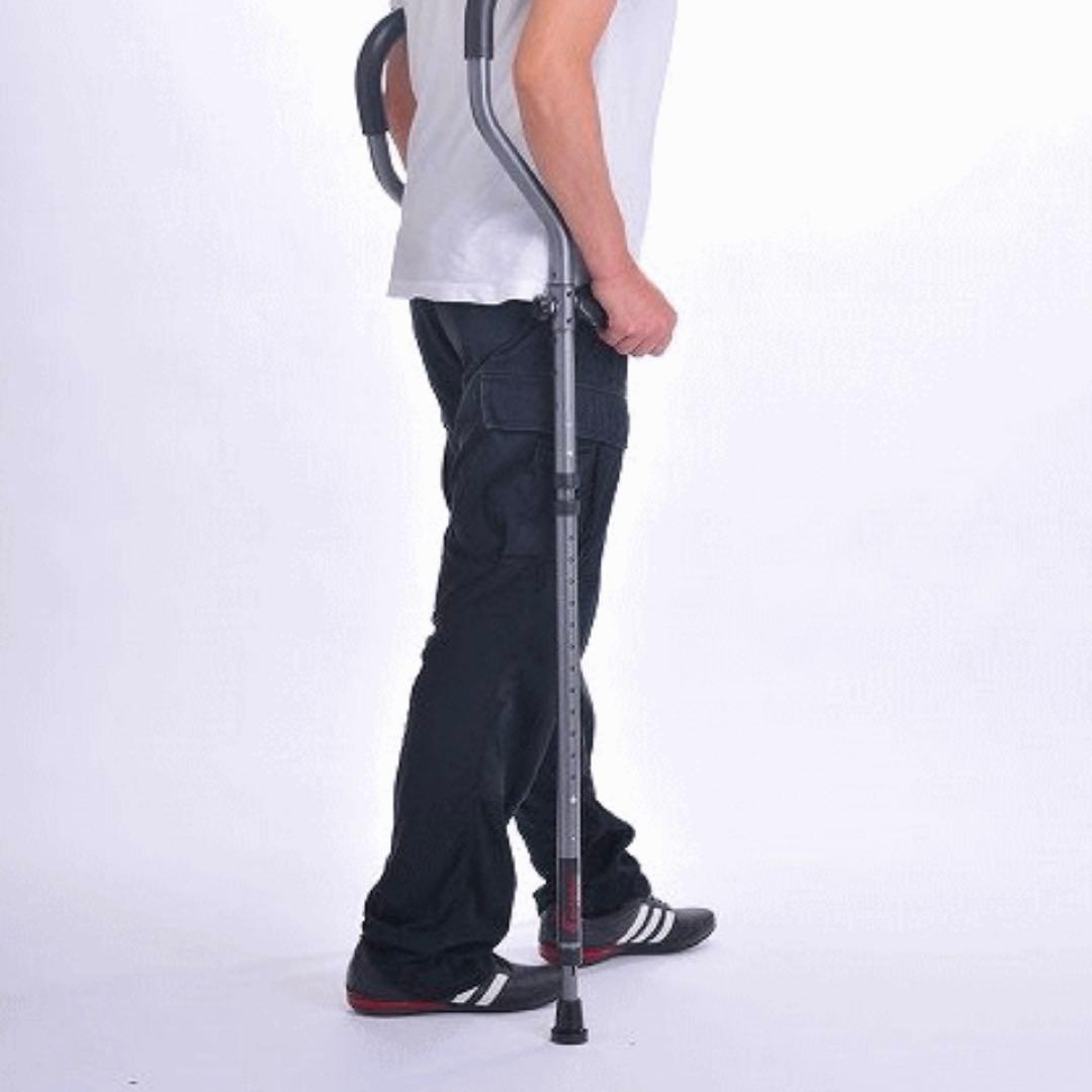 ミレニアムプロ　折りたたみ式　松葉杖　2本　ホワイト　高さ調整可能