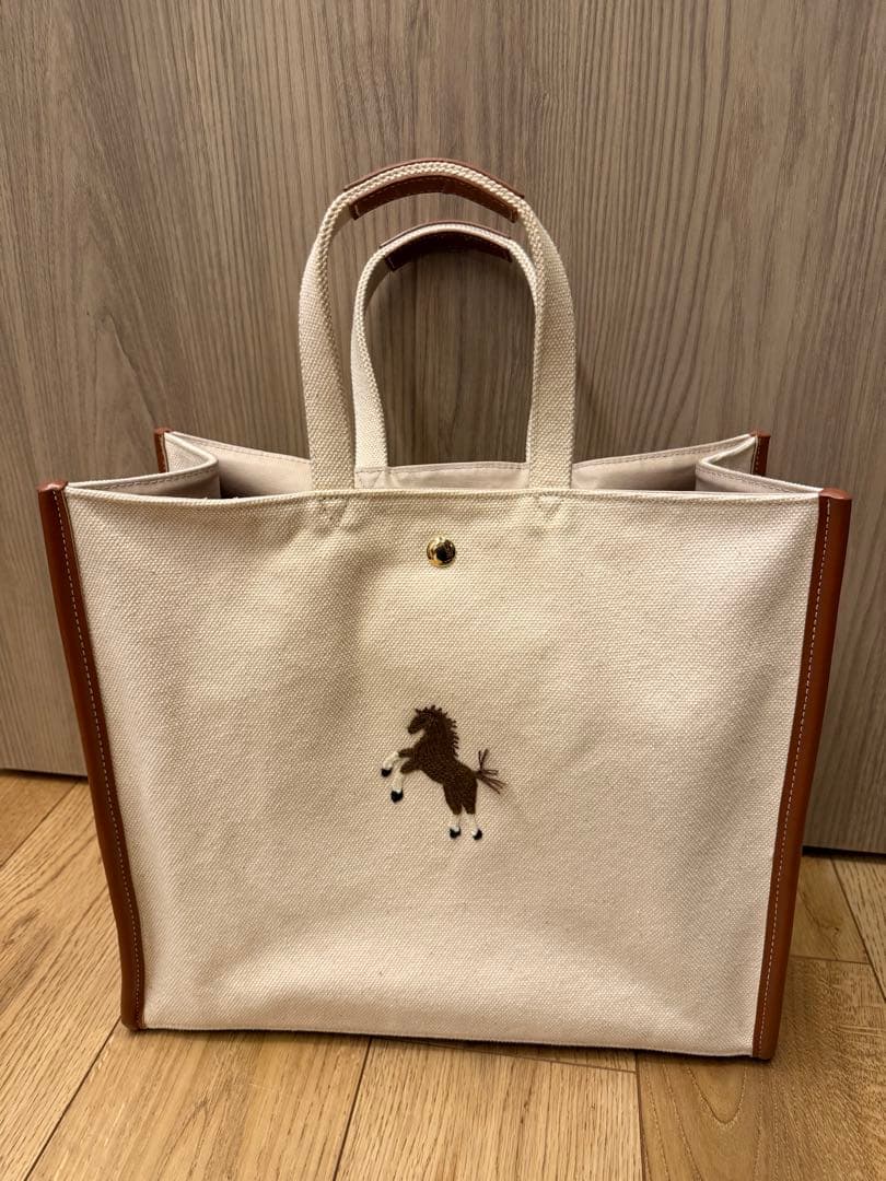 【ぽんU・x・U】 美品　SEVEN TEN 馬刺繍 トートバッグ　大