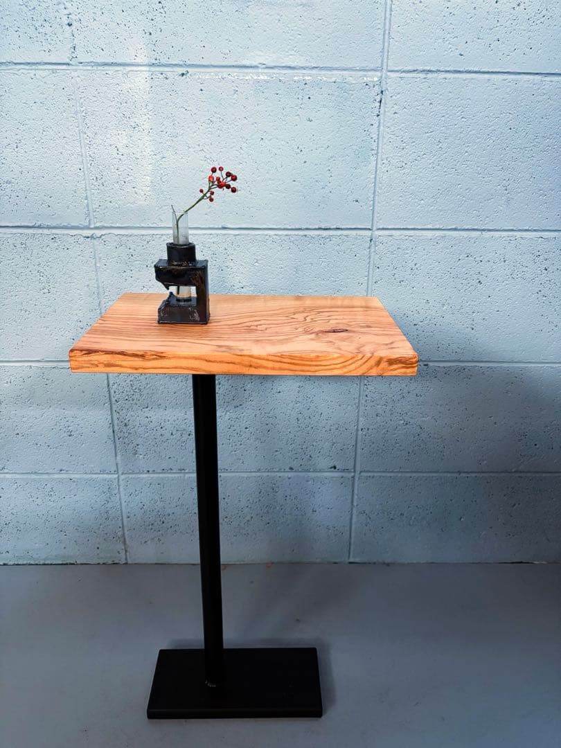 桜材サイドテーブル　コーヒーテーブル　ナイトテーブル　観葉植物置き台
