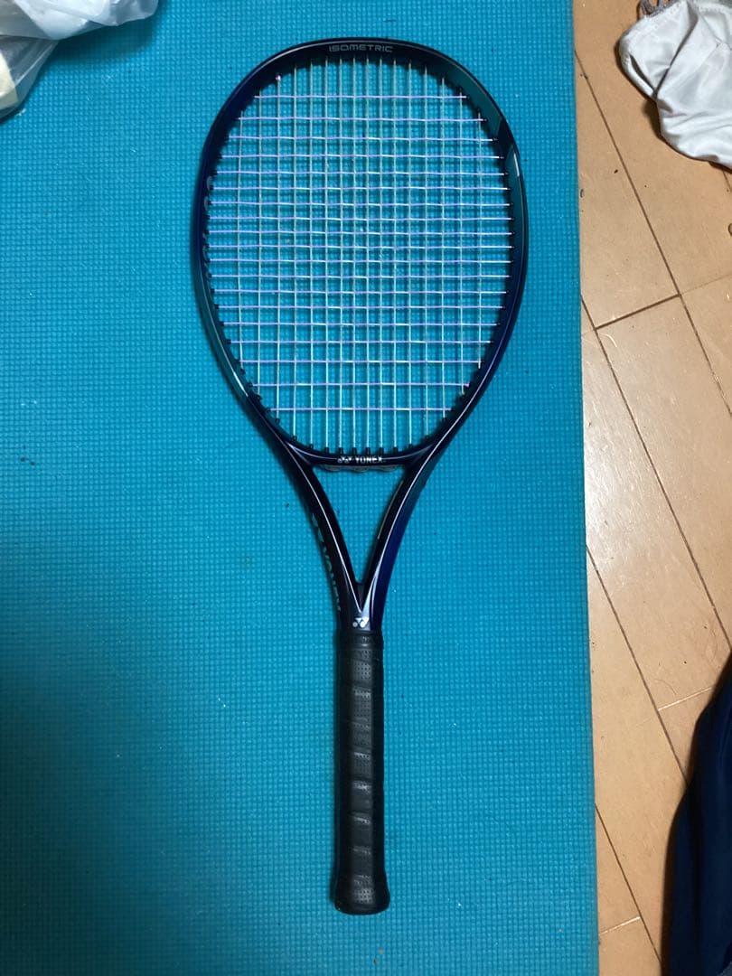 ヨネックスEゾーン100 カバー付き