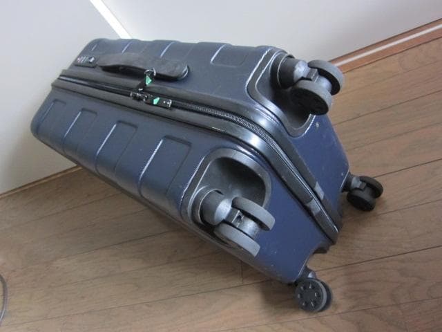 ま*き様 正規品 良品計画 機内持ち込み可 MUJI キャリーケース4輪 ダブル