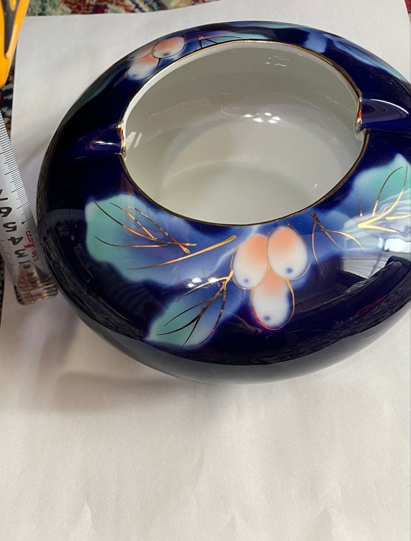 青色花柄置き型灰皿