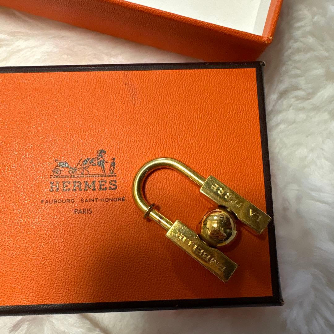 HERMES ゴールドメタルロック 2001年製 カデナ