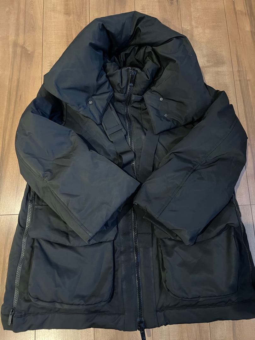 UNIQLO+J ハイブリッドダウンショートコート　BLACK