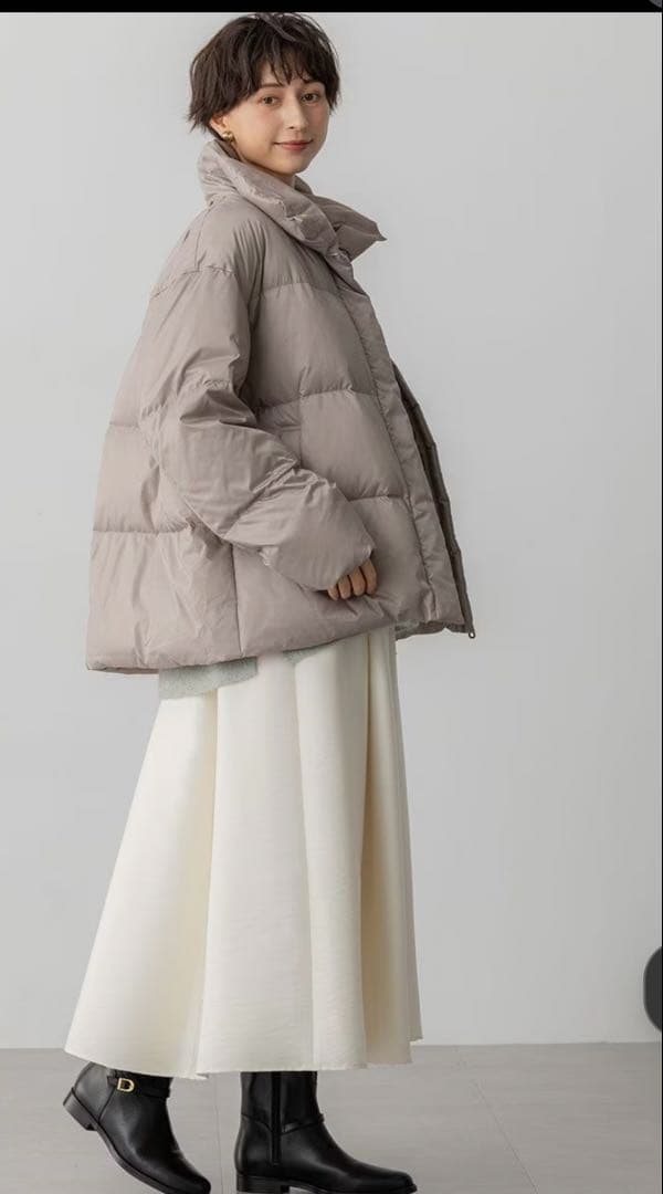 【Oggi掲載】シレータフタ ハイネック ショート ダウンコート23区新品難あり