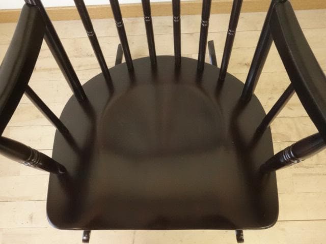 木製　ロッキングチェアー（黒色系）　再塗装済　ＵＳＥＤ
