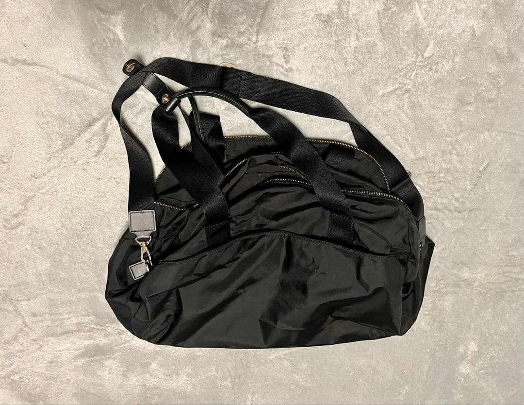 FT03A-03 ボストンバッグ　定価42,900円(税込)