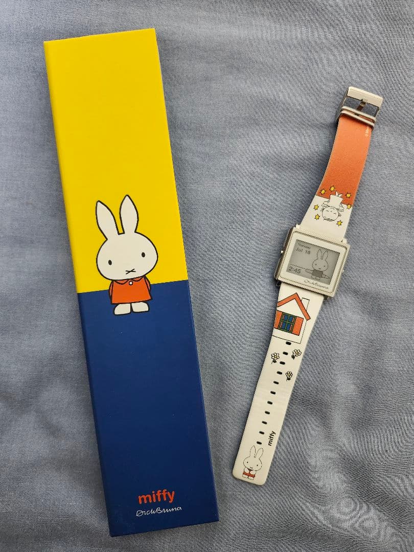 エプソン(EPSON) スマートキャンバス ミッフィーシリーズ腕時計