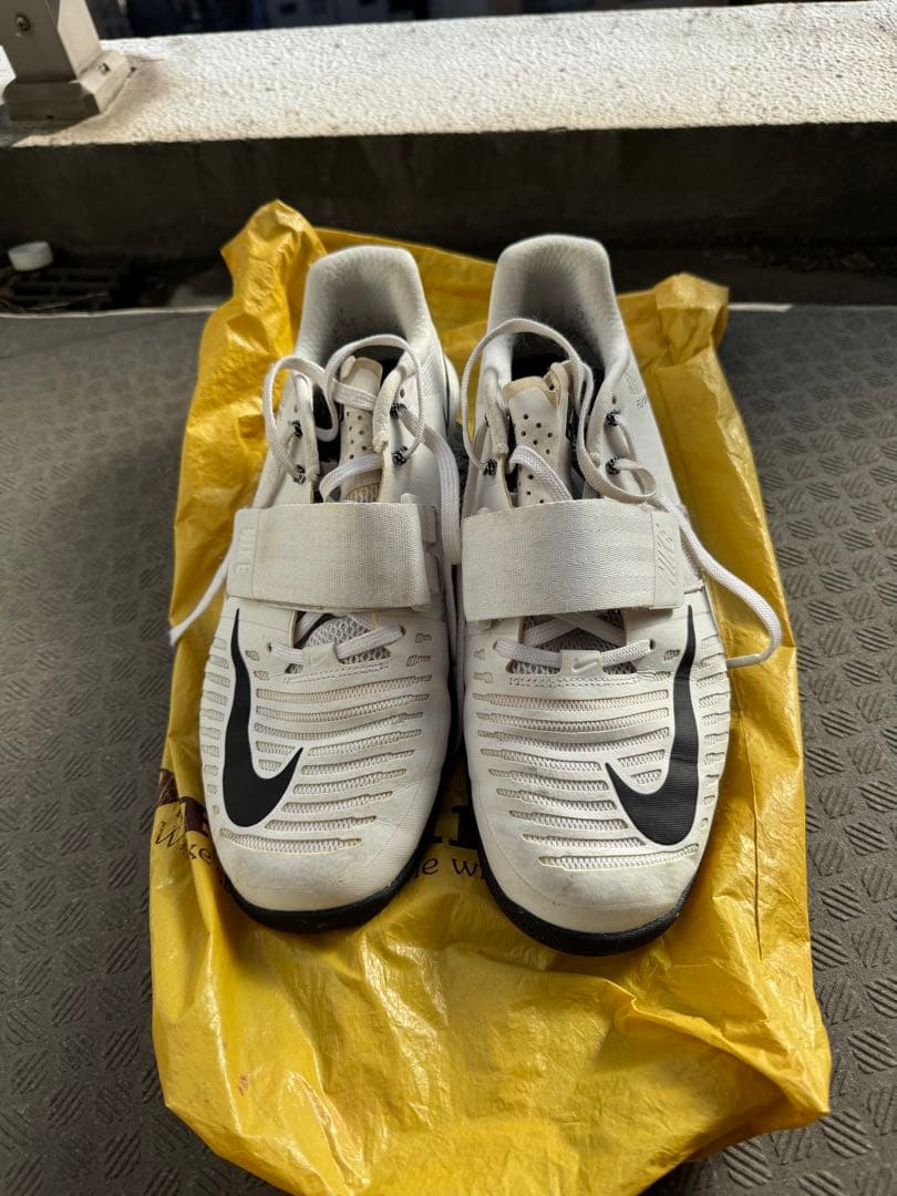 ロマレオス3 スクワットシューズ 値段交渉あり