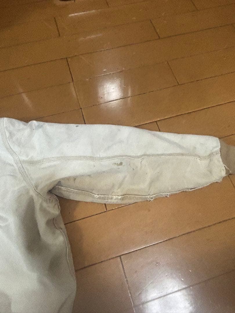 レ*ー様 Carhartt フード付きジャケット ホワイト