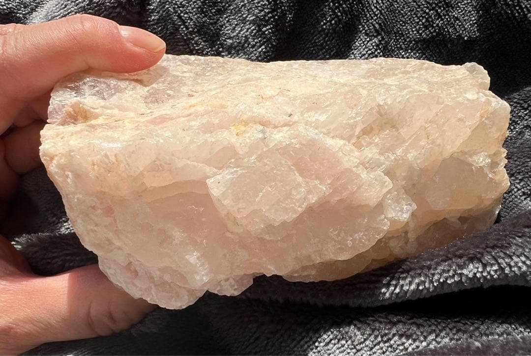 超希少　ピンクペタライト　特大原石