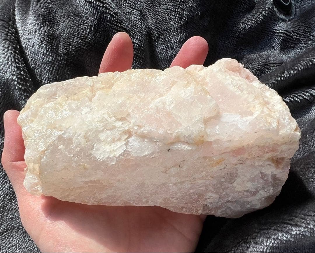 超希少　ピンクペタライト　特大原石