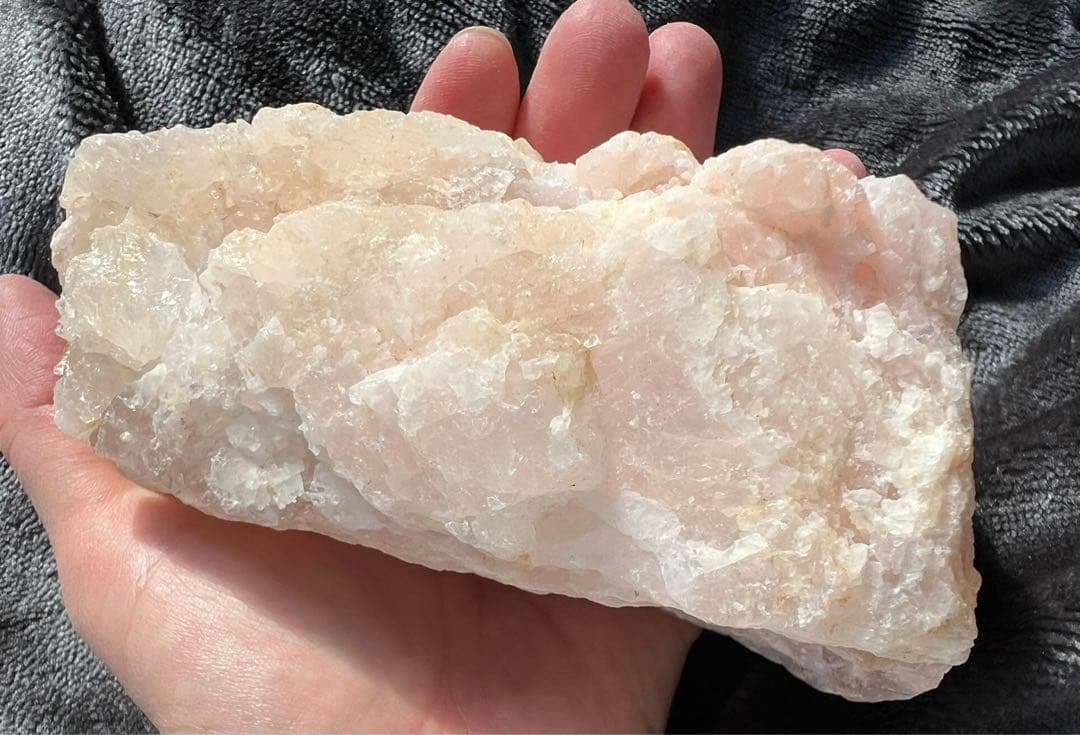 超希少　ピンクペタライト　特大原石