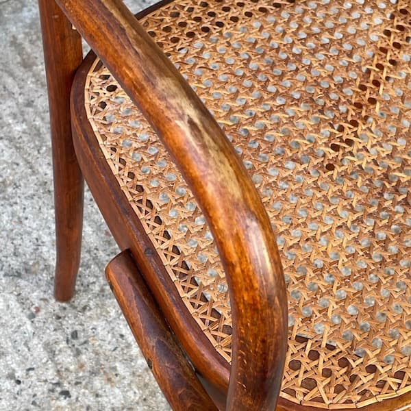 トーネット　ビンテージベントウッドチェア　No811 アームチェア B