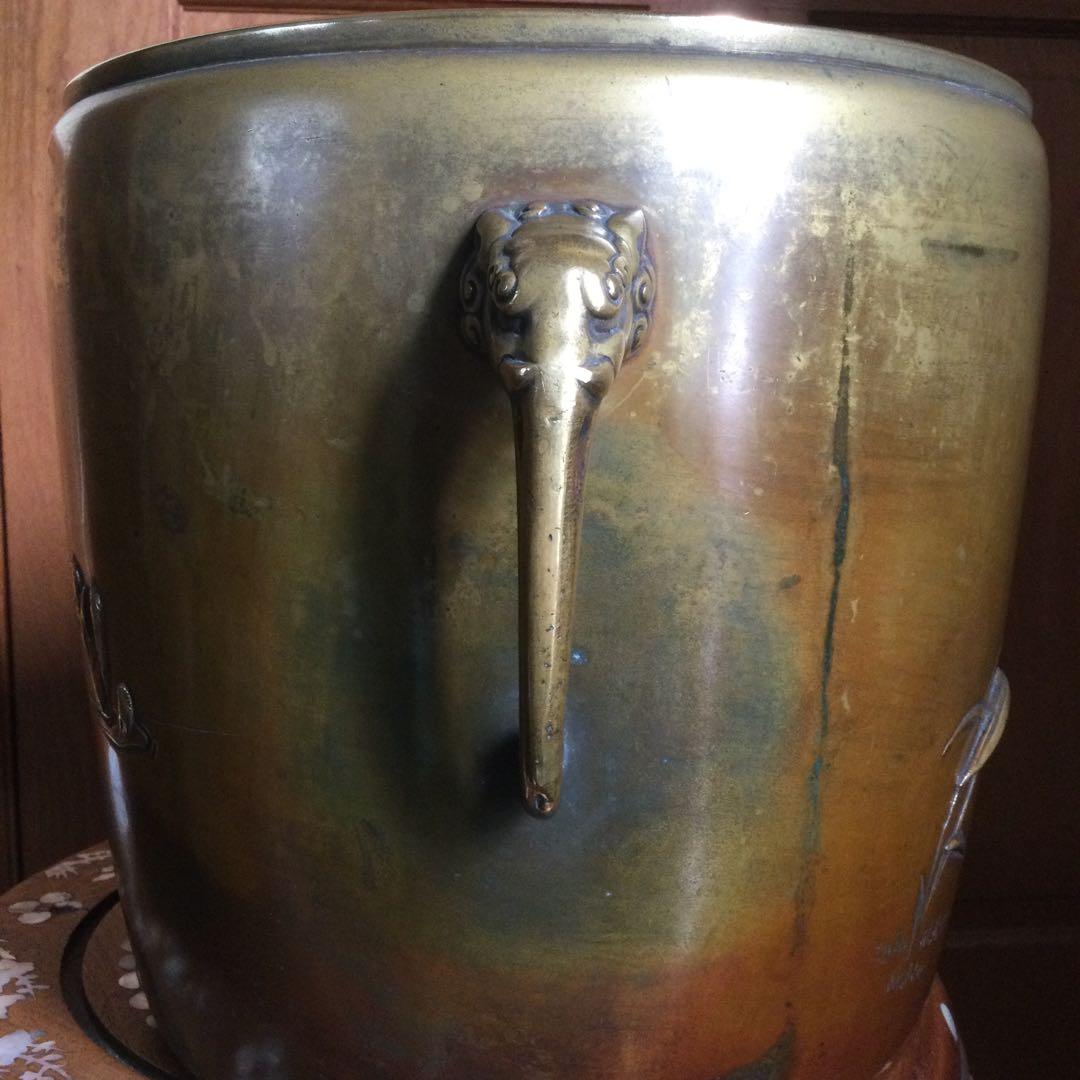 真鍮製火鉢、骨董品