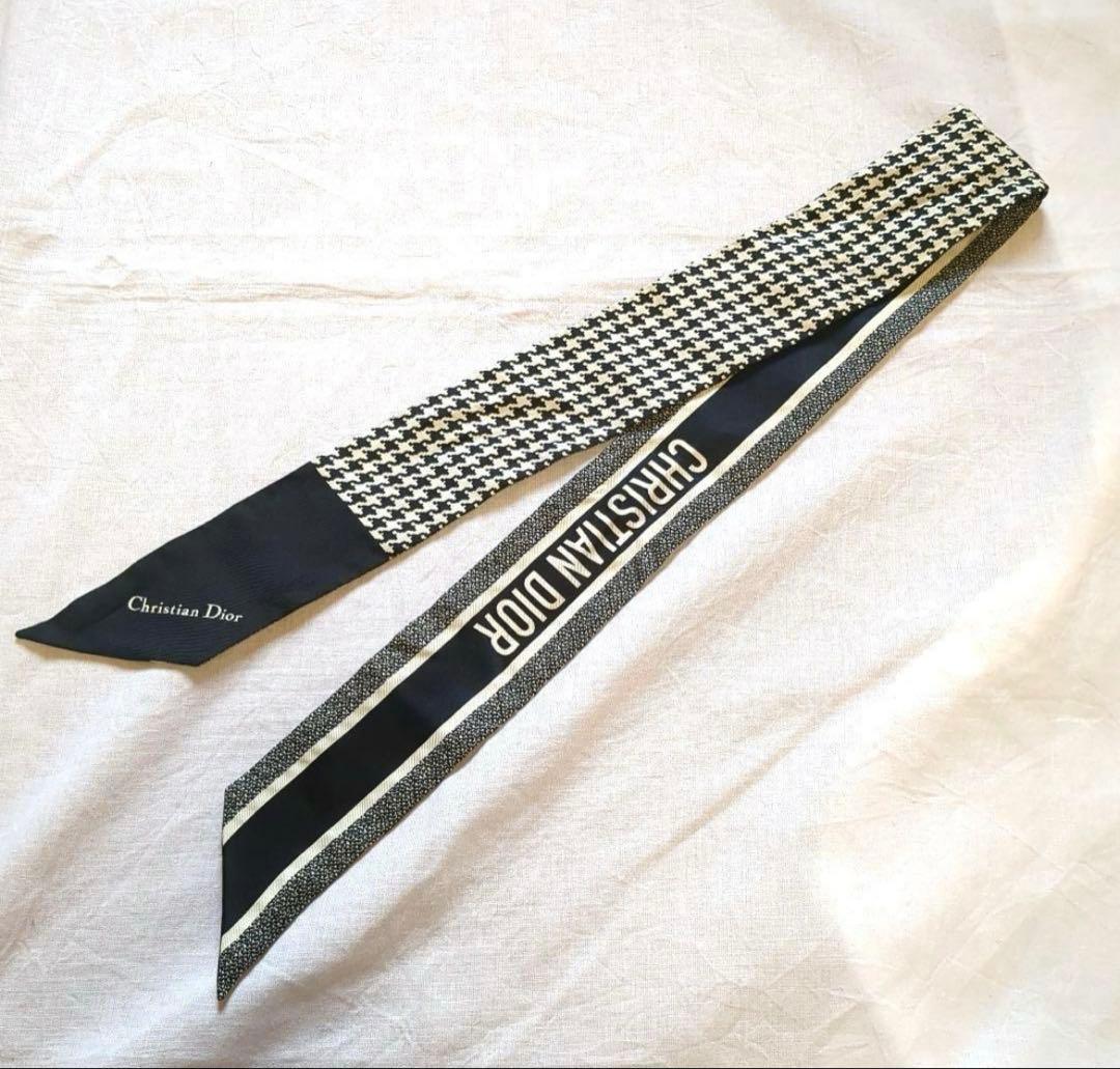 クリスチャンディオール　30 Montaigne ミッツァ スカーフ　千鳥柄