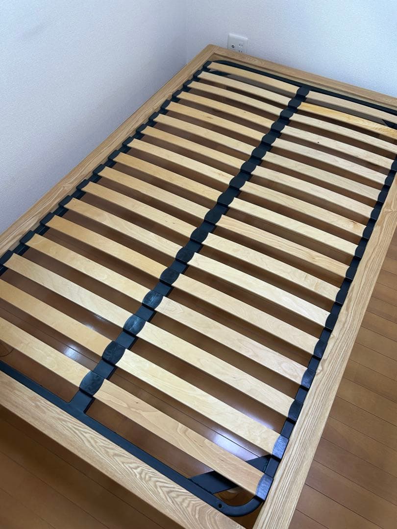 無印良品　スノコセミダブルベッドフレーム