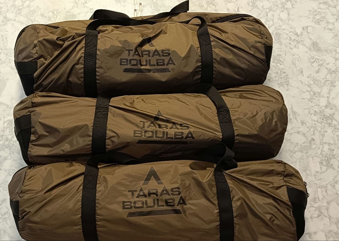TARAS BOULBA エアー枕2個、マット3個セット