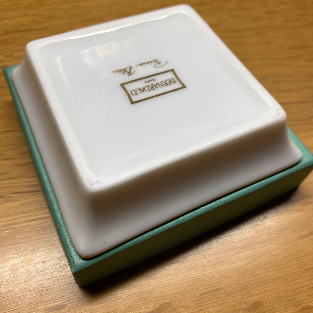 BERNARDAUD 小皿（fromリモージュ）