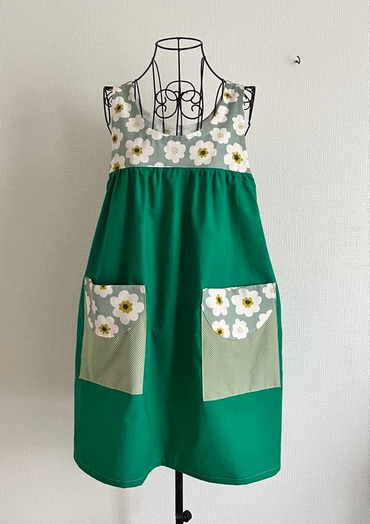 ぷりん　保育士エプロン　エプロン　ハンドメイド