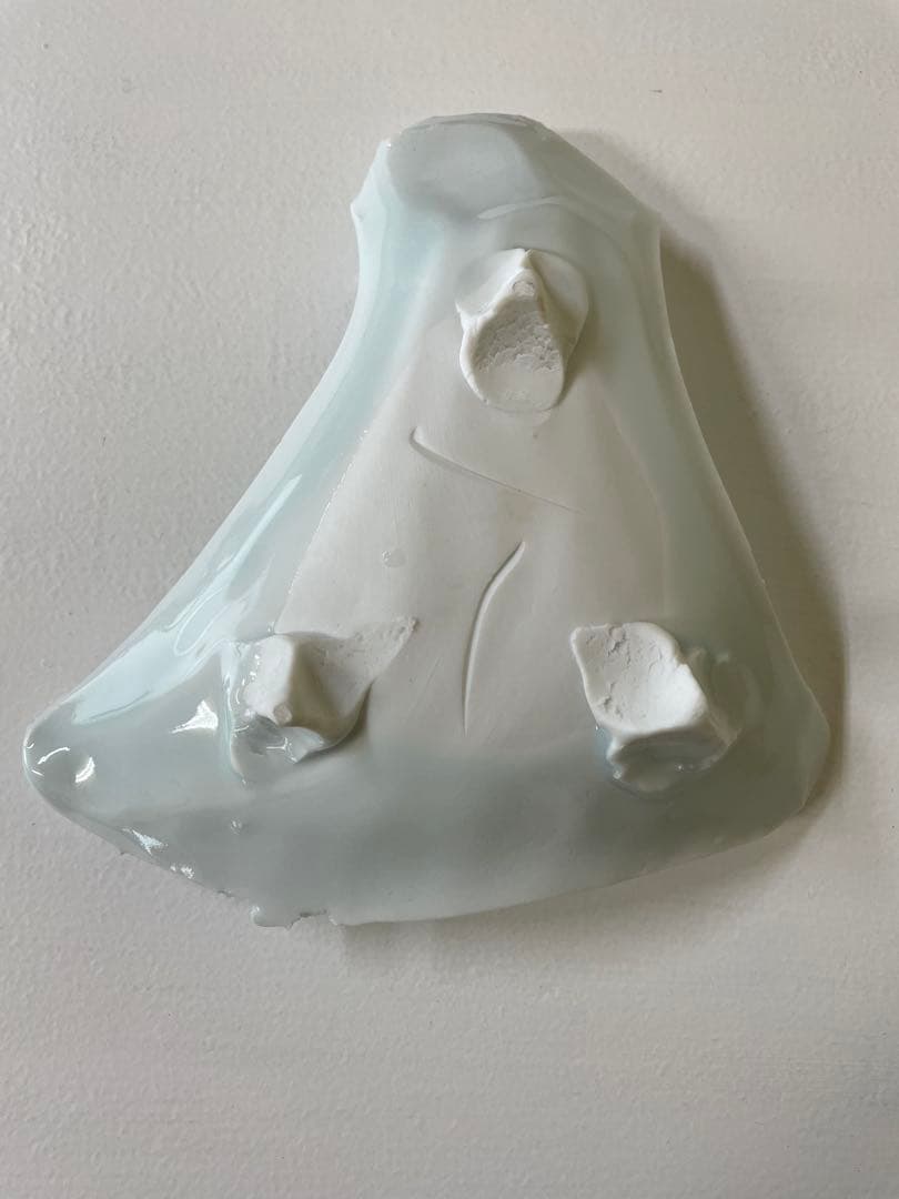 加藤委作品　青白磁三角皿（Ａ)