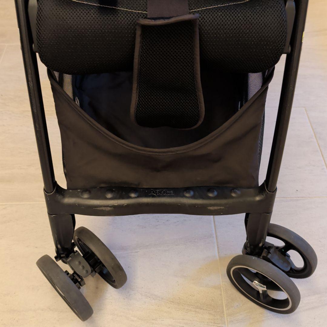 折りたたみ式ベビーカー マジカルエアークッション