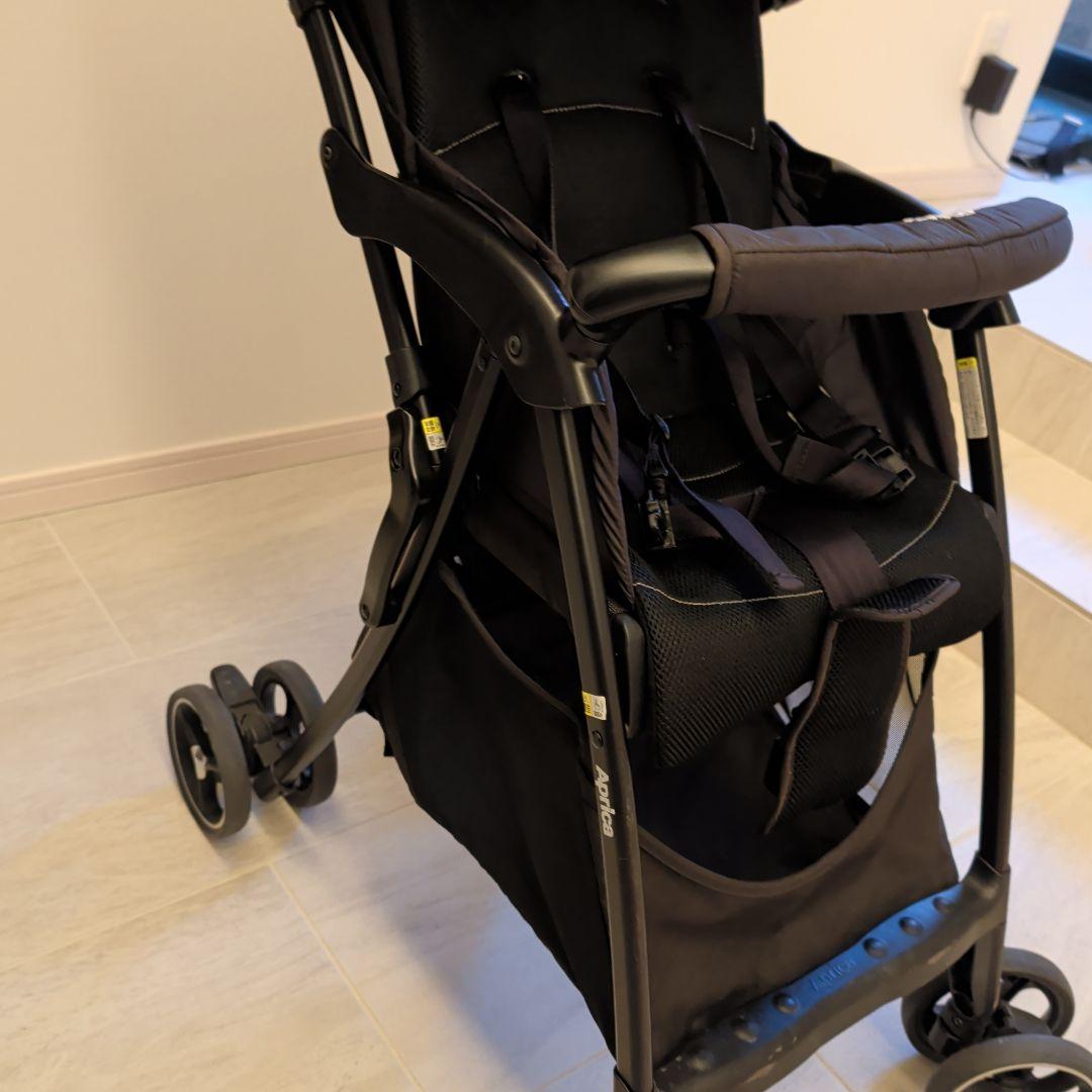 折りたたみ式ベビーカー マジカルエアークッション