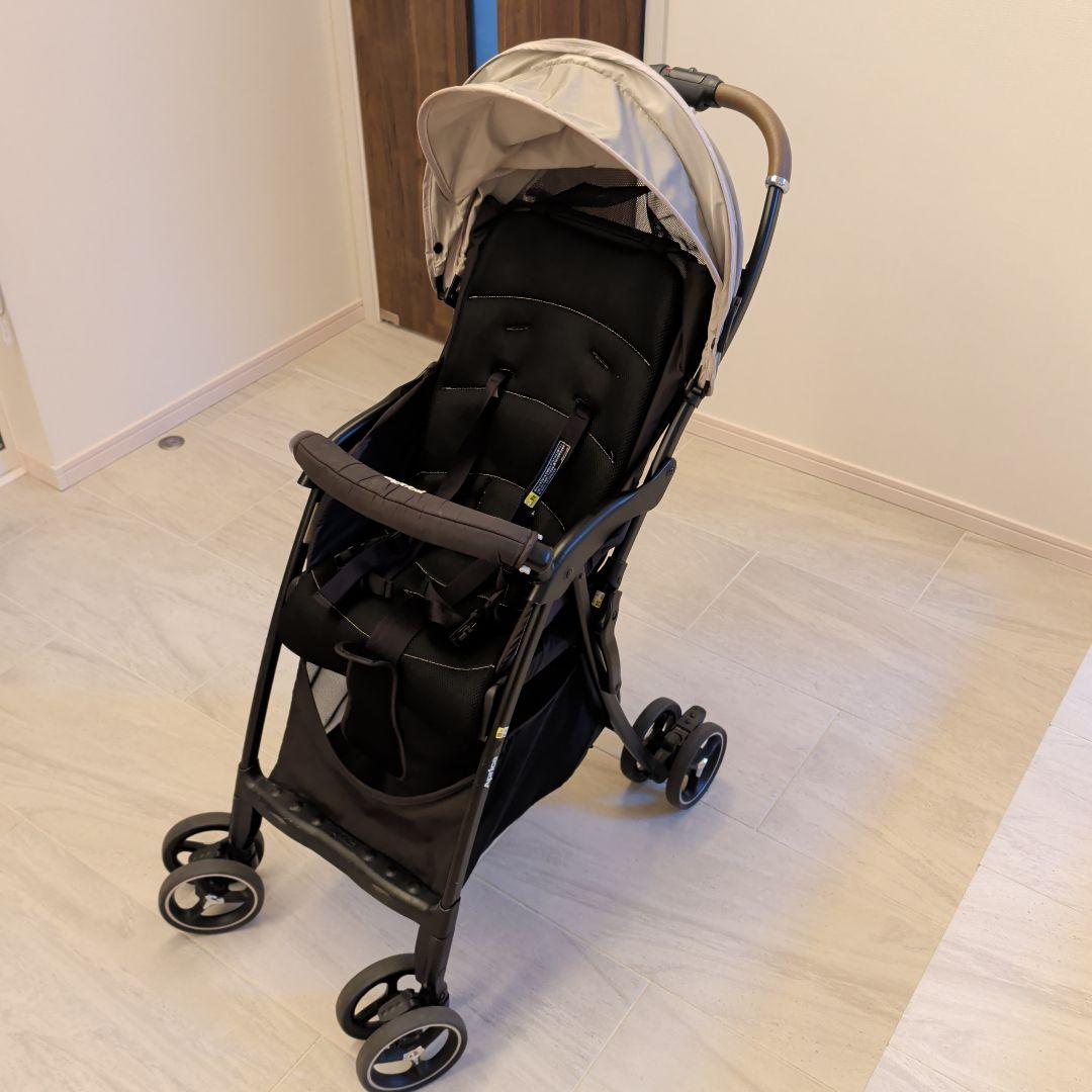 折りたたみ式ベビーカー マジカルエアークッション